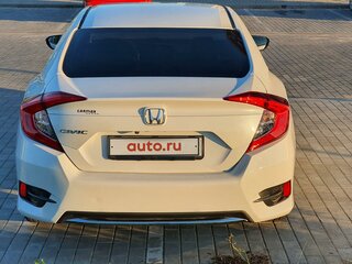 2019 Honda Civic X, белый, 1600000 рублей, вид 4