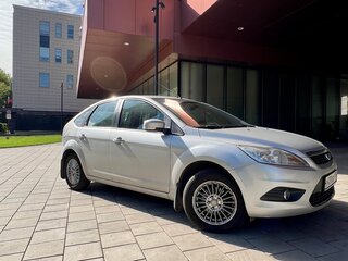 2008 Ford Focus II Рестайлинг, серебристый, 650000 рублей, вид 2