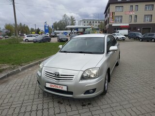 2007 Toyota Avensis II Рестайлинг, серебристый, 800000 рублей, вид 1