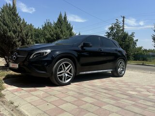 2015 Mercedes-Benz GLA 200 CDI I (X156), чёрный, 2200000 рублей, вид 1