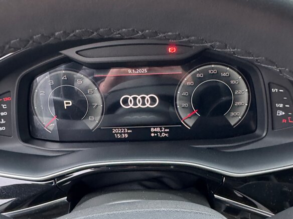 2022 Audi Q8 55 TFSI I (4M), серый, 10900000 рублей - вид 8