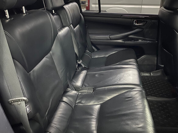 2010 Lexus LX 570 III, чёрный, 3900000 рублей - вид 9