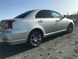 2008 Toyota Avensis II Рестайлинг, серебристый, 850000 рублей, вид 3