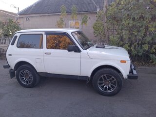 2012 Lada (ВАЗ) 2121 (4x4) I Рестайлинг, белый, 500000 рублей, вид 2