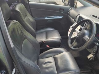 2003 Toyota Wish I, серый, 650000 рублей, вид 4