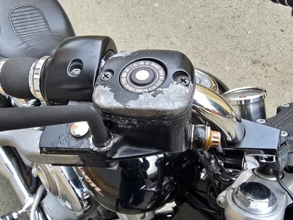 2006 Harley-Davidson Dyna Super Glide, чёрный, 700000 рублей - вид 26