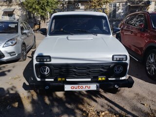 2011 Lada (ВАЗ) 2121 (4x4) I Рестайлинг, белый, 450000 рублей, вид 2
