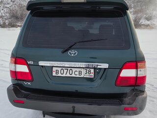 2006 Toyota Land Cruiser 100 Series Рестайлинг 2, зелёный, 2230000 рублей, вид 2