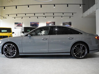 2026 Audi S8 Long IV (D5) Рестайлинг, серый, 19500000 рублей, вид 4