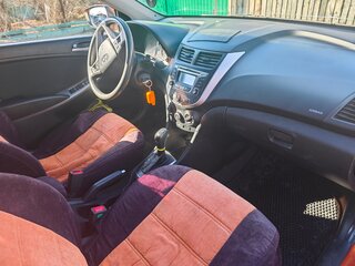 2015 Hyundai Solaris I Рестайлинг, оранжевый, 975000 рублей, вид 5