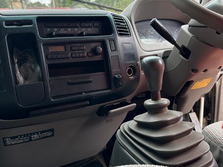 2003 Hino Series 300 (Dutro), белый, 1600000 рублей, вид 4