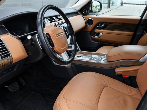 2018 Land Rover Range Rover Long IV Рестайлинг, белый, 6898000 рублей - вид 15
