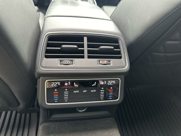 2019 Audi A6 45 TDI V (C8), серый, 4850000 рублей - вид 12