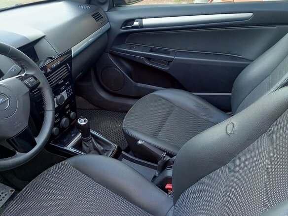 2010 Opel Astra GTC H Рестайлинг, серый, 570000 рублей - вид 12