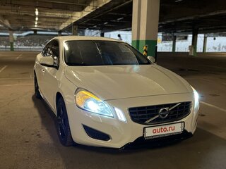 2011 Volvo S60 II, белый, 1320000 рублей, вид 3