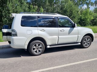 2015 Mitsubishi Pajero IV Рестайлинг 2, белый, 2190000 рублей, вид 3