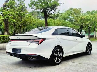 2022 Hyundai Elantra VII (CN7), белый, 1530000 рублей, вид 4