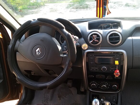 2012 Renault Duster I, коричневый, 900000 рублей - вид 6