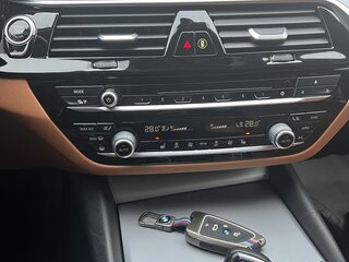 2018 BMW 5 серии 520d VII (G30/G31/G38), чёрный, 3550000 рублей, вид 5