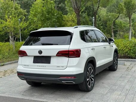 2022 Volkswagen Tharu I, белый, 1910000 рублей, вид 5