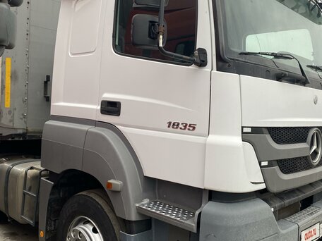 2011 Mercedes-Benz Axor, белый, 2390000 рублей, вид 4