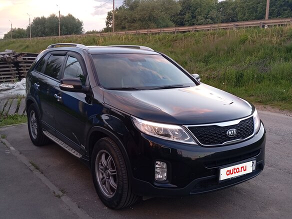 2017 Kia Sorento II Рестайлинг, чёрный, 2050000 рублей - вид 2