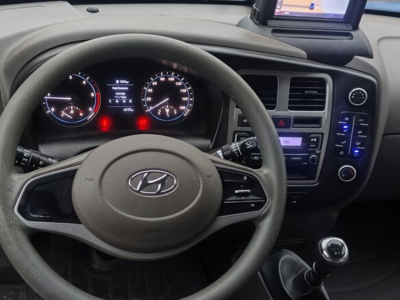 2022 Hyundai Porter II, белый, 3500000 рублей - вид 8