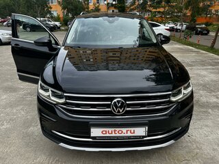 2021 Volkswagen Tiguan II Рестайлинг, чёрный, 2900000 рублей, вид 1
