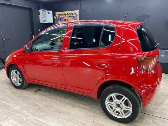 2003 Toyota Vitz I (P10), красный, 520000 рублей - вид 6