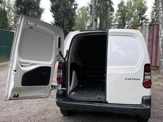 2013 Peugeot Partner II Рестайлинг, белый, 800000 рублей, вид 4