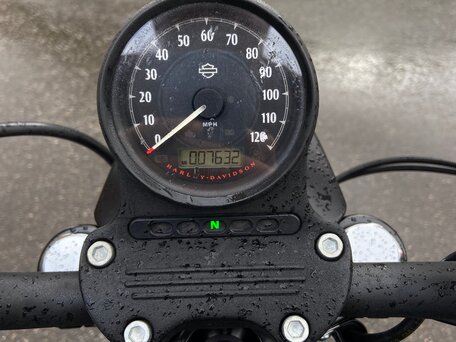 2021 Harley-Davidson Sportster 883, зелёный, 790000 рублей, вид 5