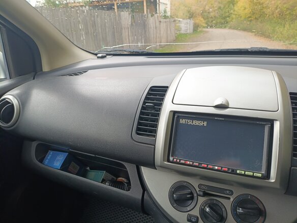 2010 Nissan Note I Рестайлинг, серый, 600000 рублей - вид 15