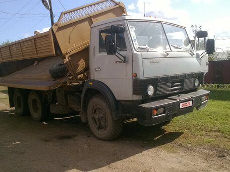 1995 КамАЗ 55102, белый, 550000 рублей, вид 1