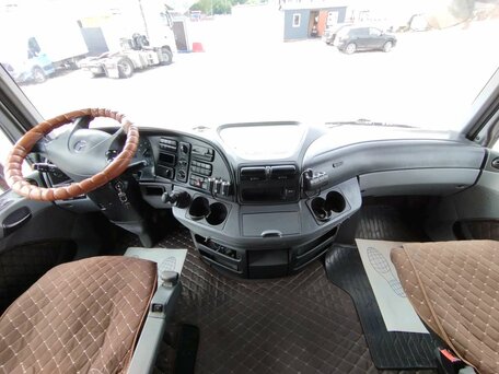 2018 Mercedes-Benz Actros, красный, 4250000 рублей, вид 5