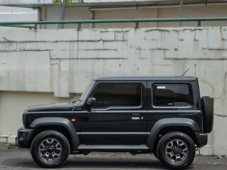 2023 Suzuki Jimny Sierra IV, зелёный, 1770000 рублей, вид 3