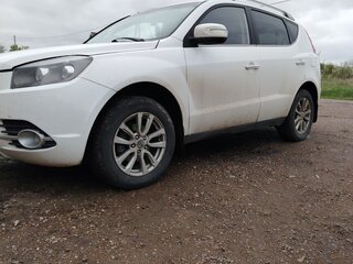 2016 Geely Emgrand X7 I Рестайлинг, белый, 700000 рублей, вид 3
