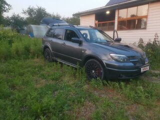 2005 Mitsubishi Outlander I, серый, 1650000 рублей, вид 5