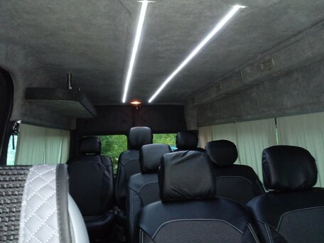 2010 Ford Transit, серебристый, 2000000 рублей, вид 2