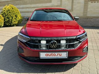 2022 Volkswagen Polo VI, красный, 2720000 рублей, вид 4