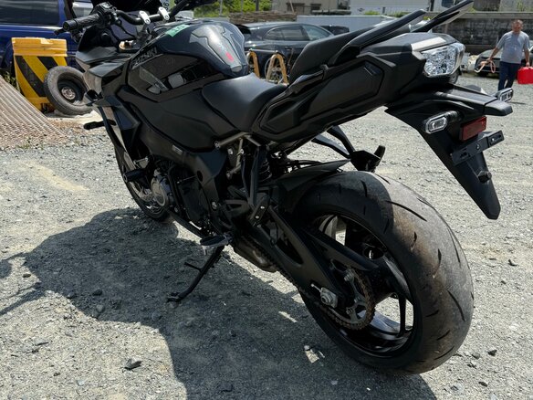 2022 Suzuki GSX-S 1000 GT, чёрный, 1195000 рублей - вид 19