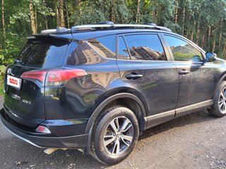 2018 Toyota RAV4 IV (XA40) Рестайлинг, чёрный, 1980000 рублей, вид 3