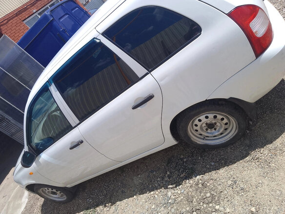 2009 Lada (ВАЗ) Kalina I, белый, 320000 рублей - вид 3