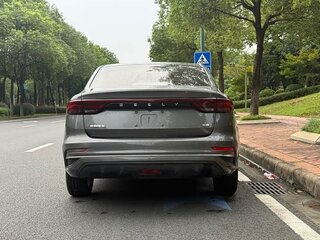 2022 Geely Emgrand II, серебристый, 1100400 рублей, вид 5