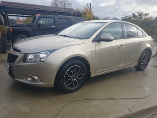 2010 Chevrolet Cruze I, бежевый, 765000 рублей, вид 1