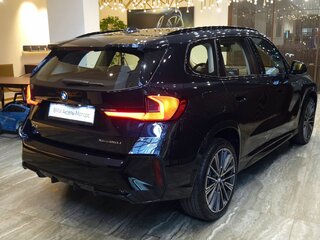 2026 BMW X1 Long 25Li xDrive III (U11/U12), чёрный, 6100000 рублей, вид 4
