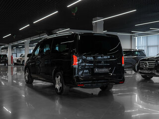 2026 Mercedes-Benz V-Класс Extra Long 300 d экстра длинный III (W447) Рестайлинг 2, чёрный, 12300000 рублей, вид 4