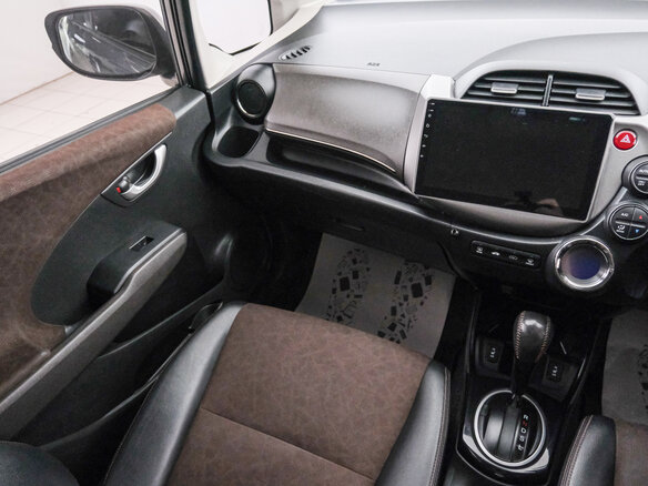 2013 Honda Fit Shuttle I Рестайлинг, серый - вид 10