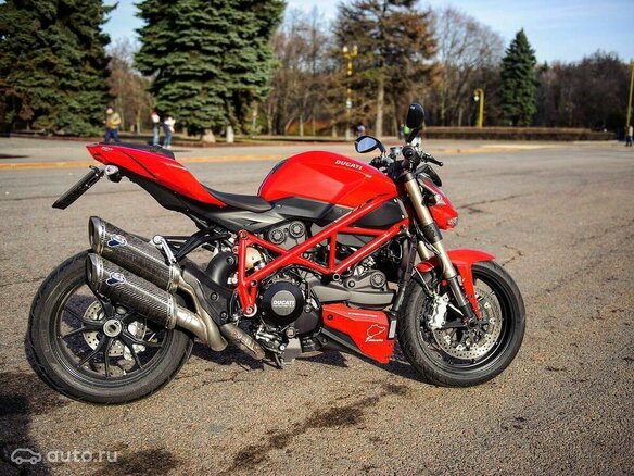 2012 Ducati Streetfighter, красный