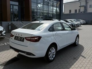 2026 Lada (ВАЗ) Vesta I Рестайлинг (NG), белый, 1780000 рублей, вид 5