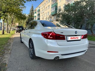 2018 BMW 5 серии 520d xDrive VII (G30/G31/G38), белый, 2850000 рублей, вид 4